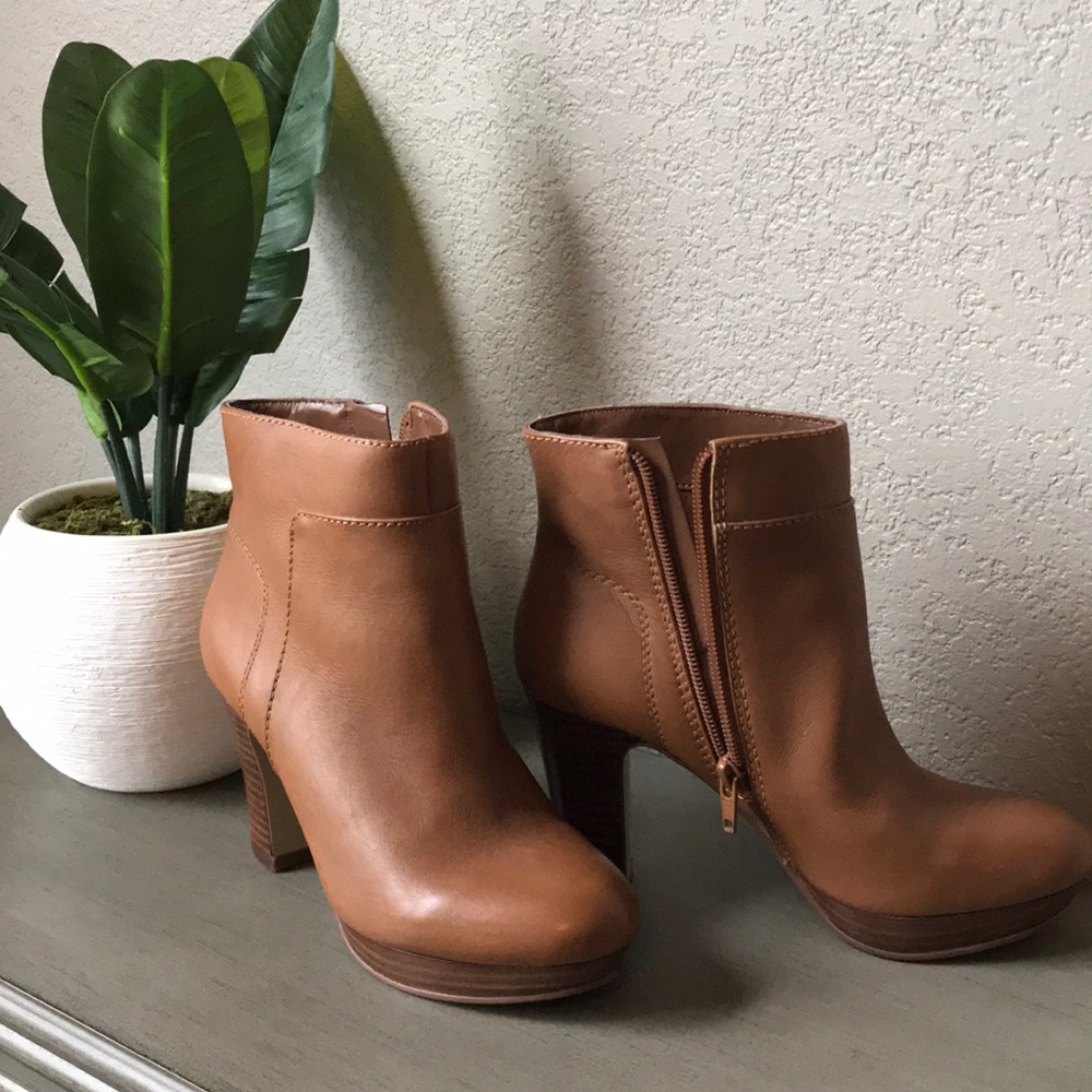 Short booties